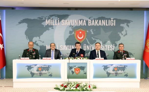 M.S.B. Nurettin Canikli, bu yıl askeri okullara öğrenci alımında ilk kez uygulanacak sınav sistemine yönelik M.S.B.'nda basın toplantısı düzenledi